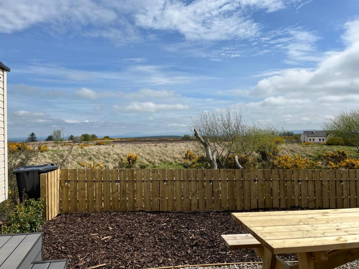 Redfox Shepherds Hut And Private Hot Tub Villa Ballynameen Exterior photo